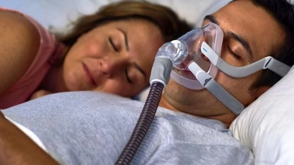 CPAP Maskesi Seçim Rehberi Full Face CPAP Maskesi / Ağız Burun CPAP Maskesi